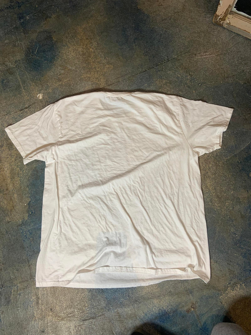 Ween PreOwned XL White Shirt