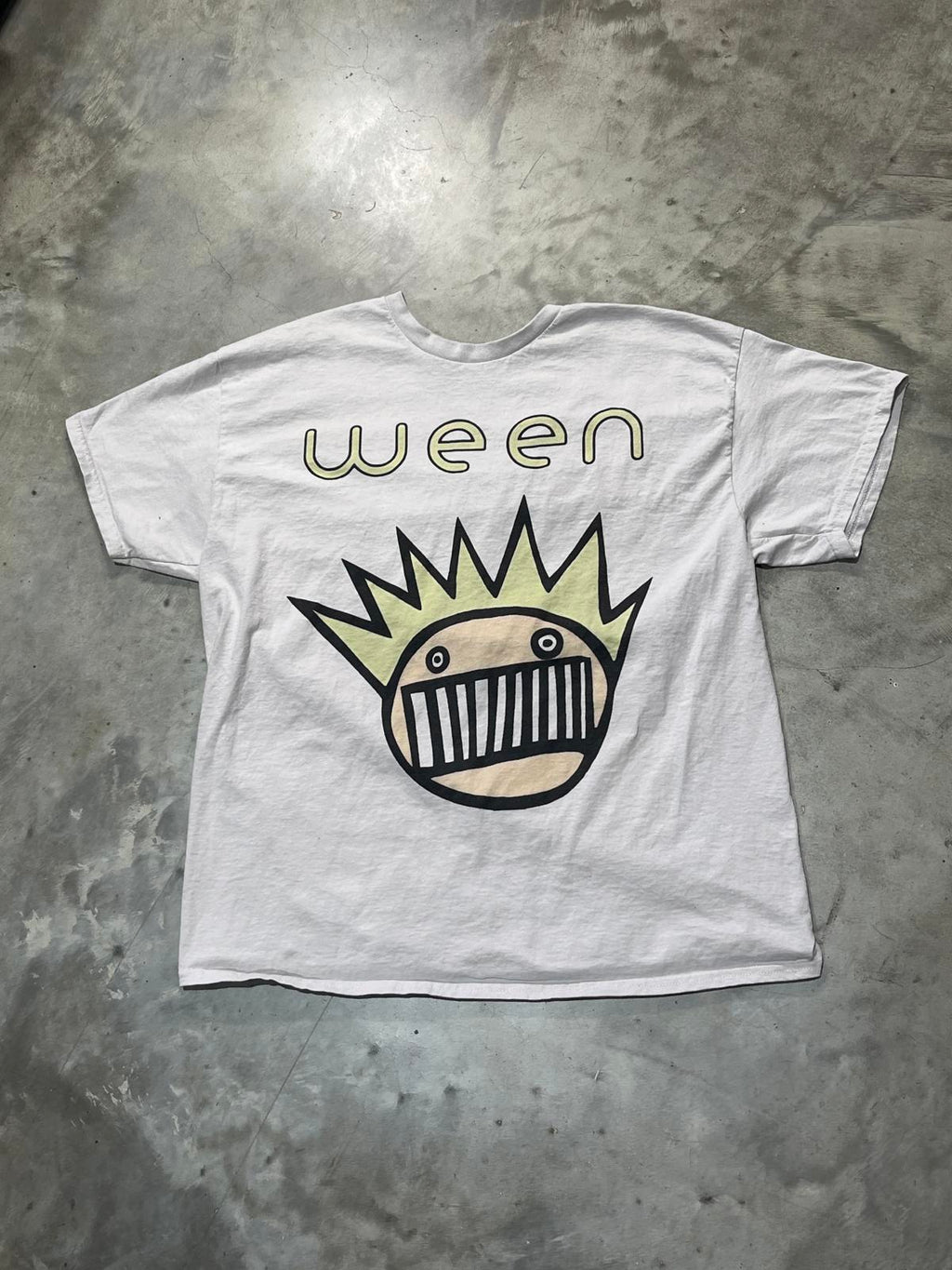Ween Preowned XL T-shirt