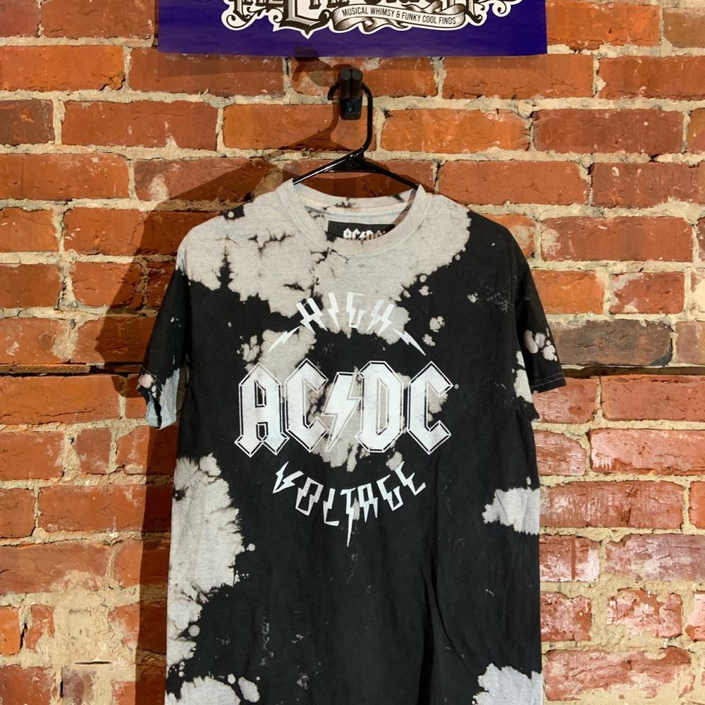 ACDC medium black bleached medium graphic vintage T-shirt