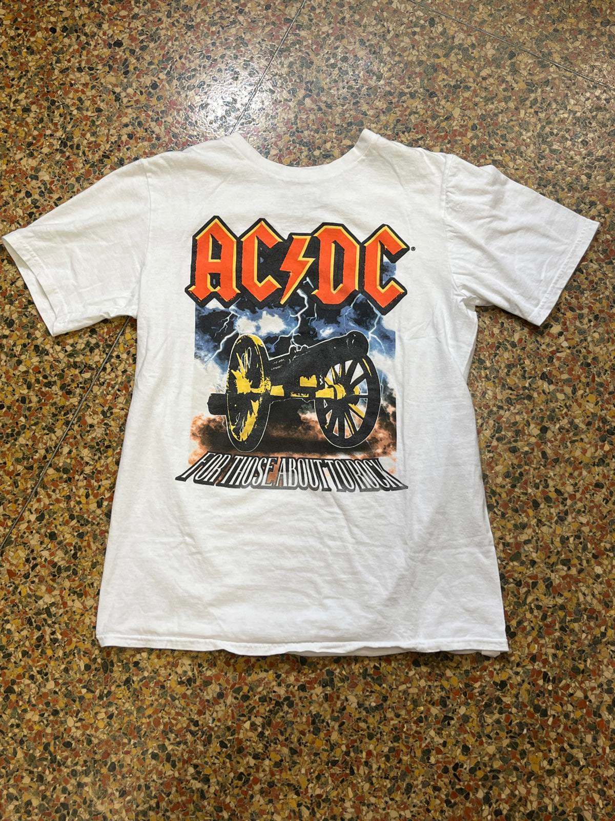 AC/DC preowned small Band T-shirt