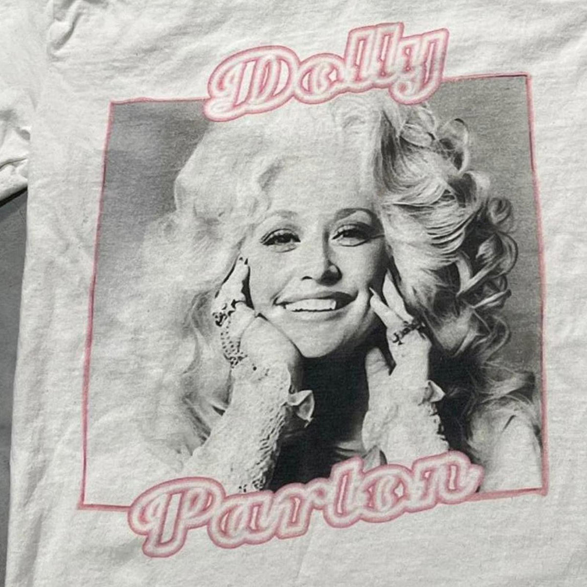 Dolly Parton Preowned Small T-shirt