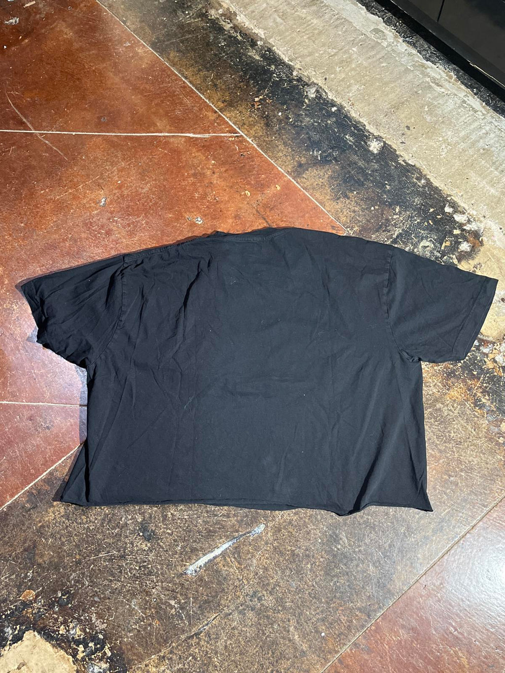 Eazy E 2XL black graphic preowned cropped tshirt