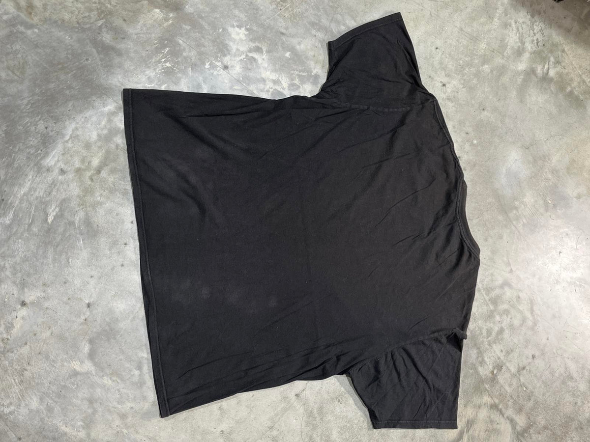 Red Hot Chili Peppers Preowned 2XL T-shirt