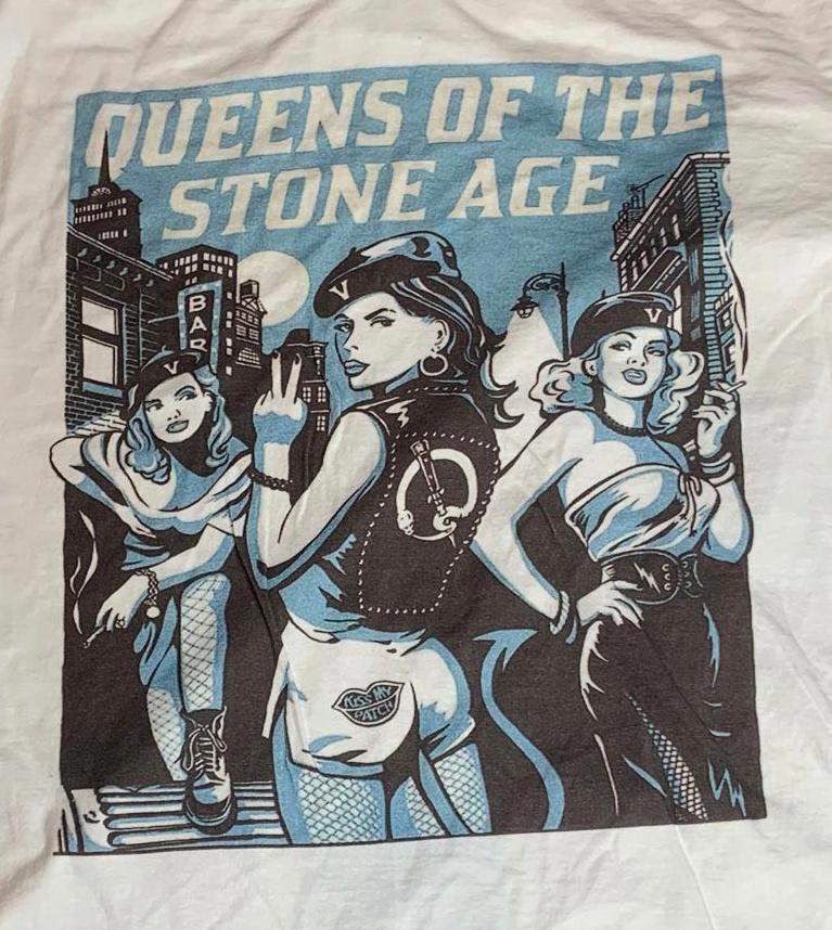Queens of the Stone Age PreOwned XL White Shirt
