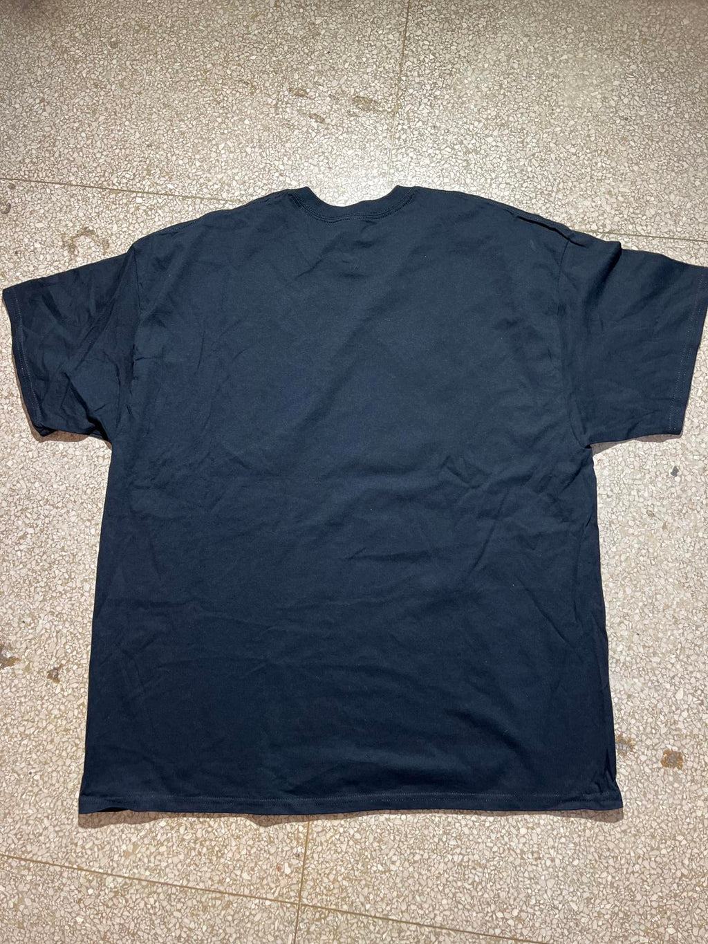 Torn PreOwned 2XL Band tshirt
