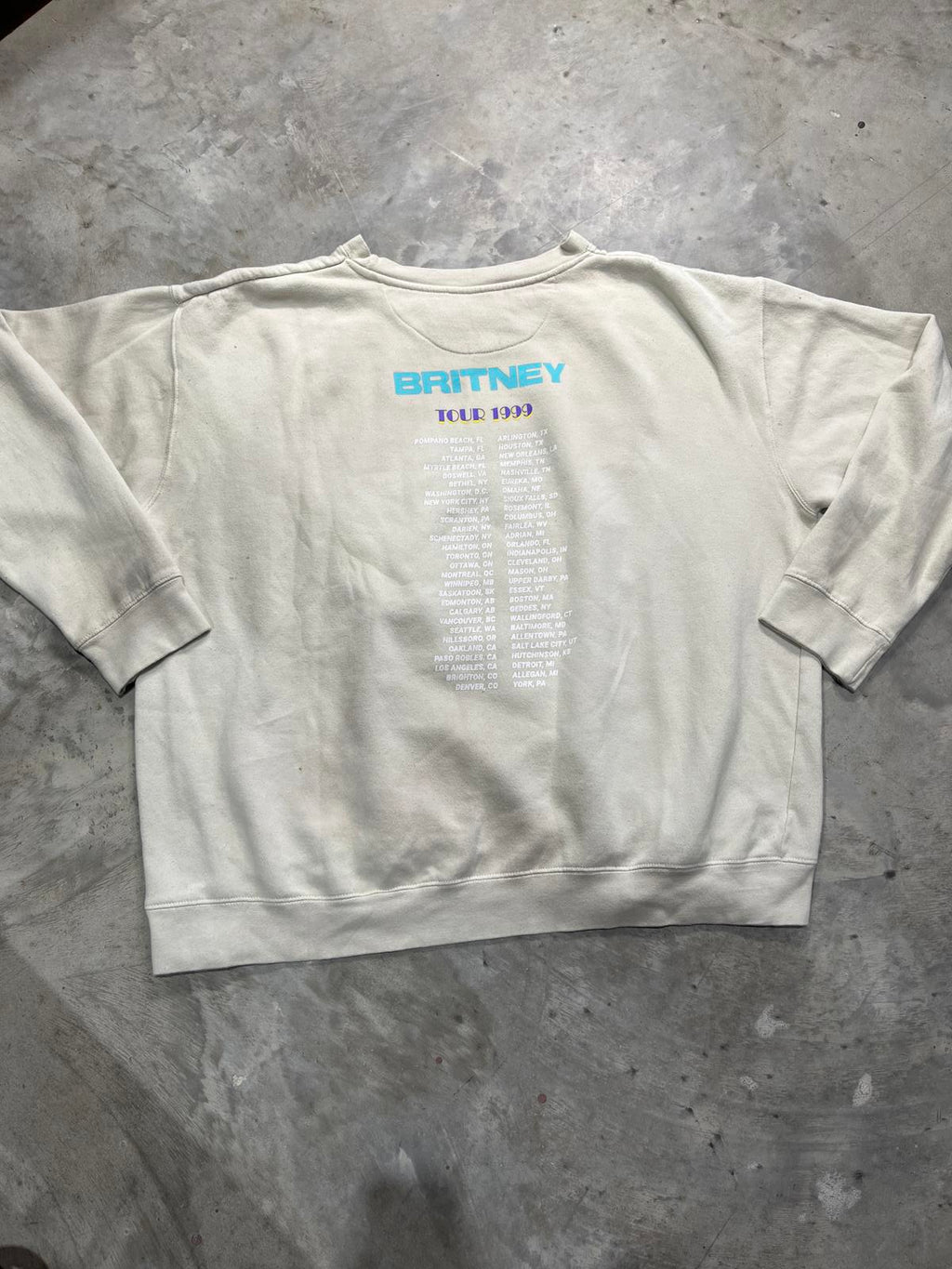 Britney Spears Preowned 2XL Band Crewneck Sweatshirt