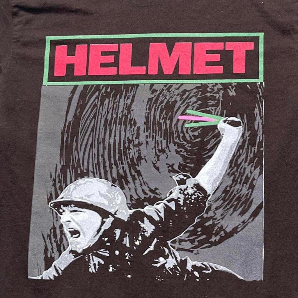Helmet Preowned Medium T-shirt
