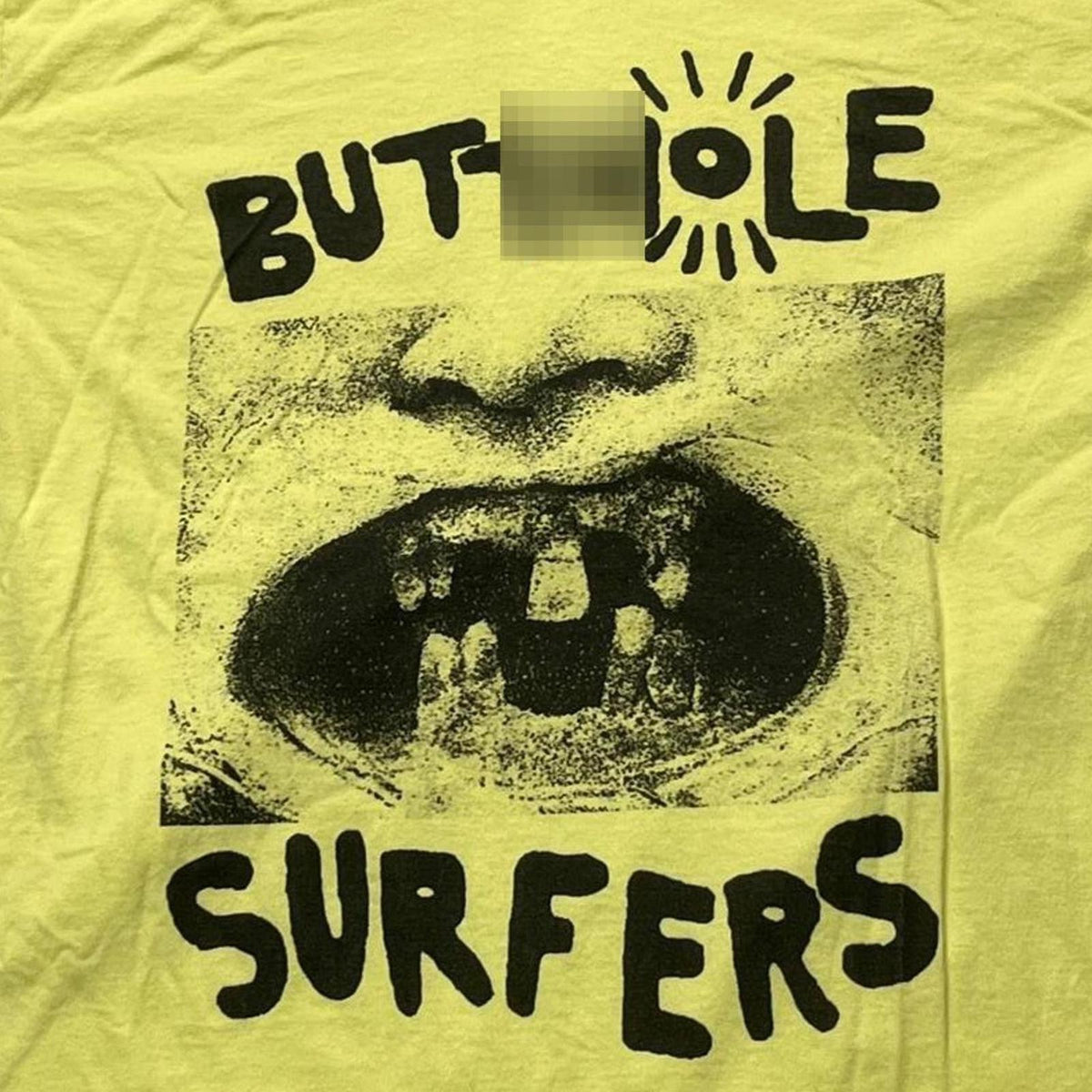 But**ole Surfers Preowned XL T-shirt