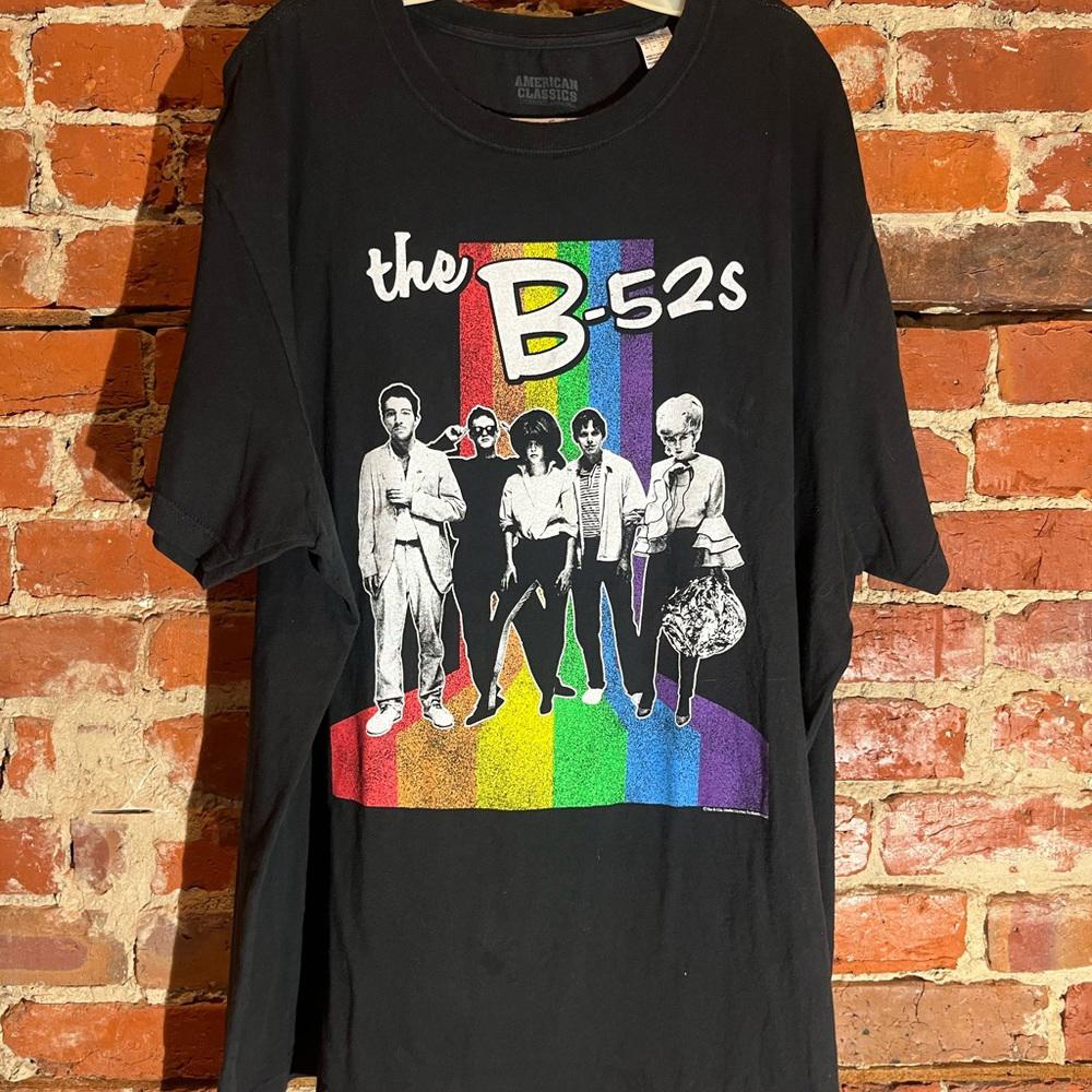 The b-52s 3xlarge black graphic vintage preowned tshirt
