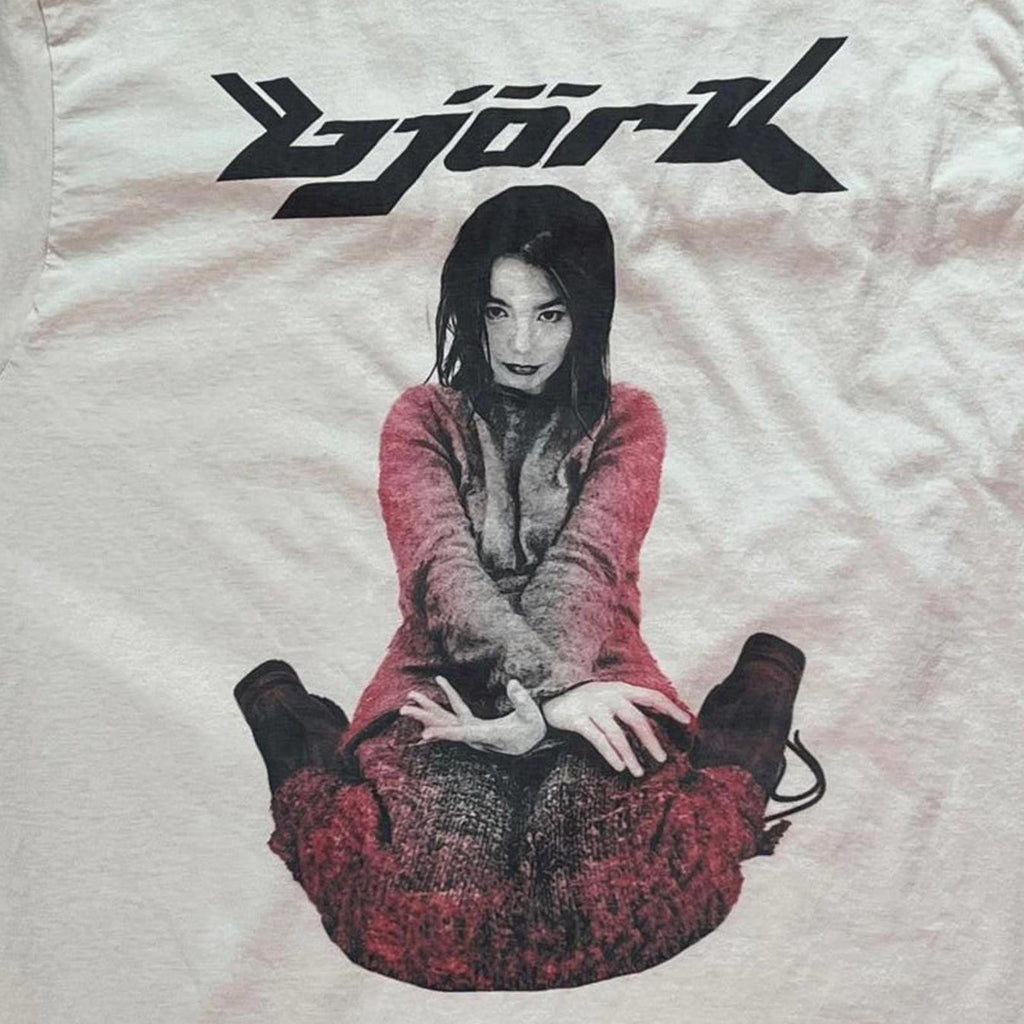 Björk Preowned XL T-shirt