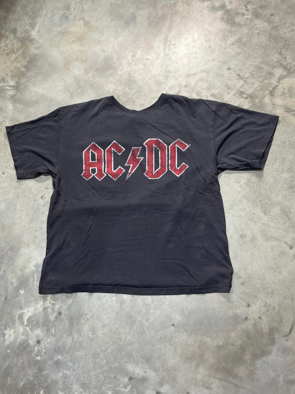 ACDC Preowned Medium Band T-shirt