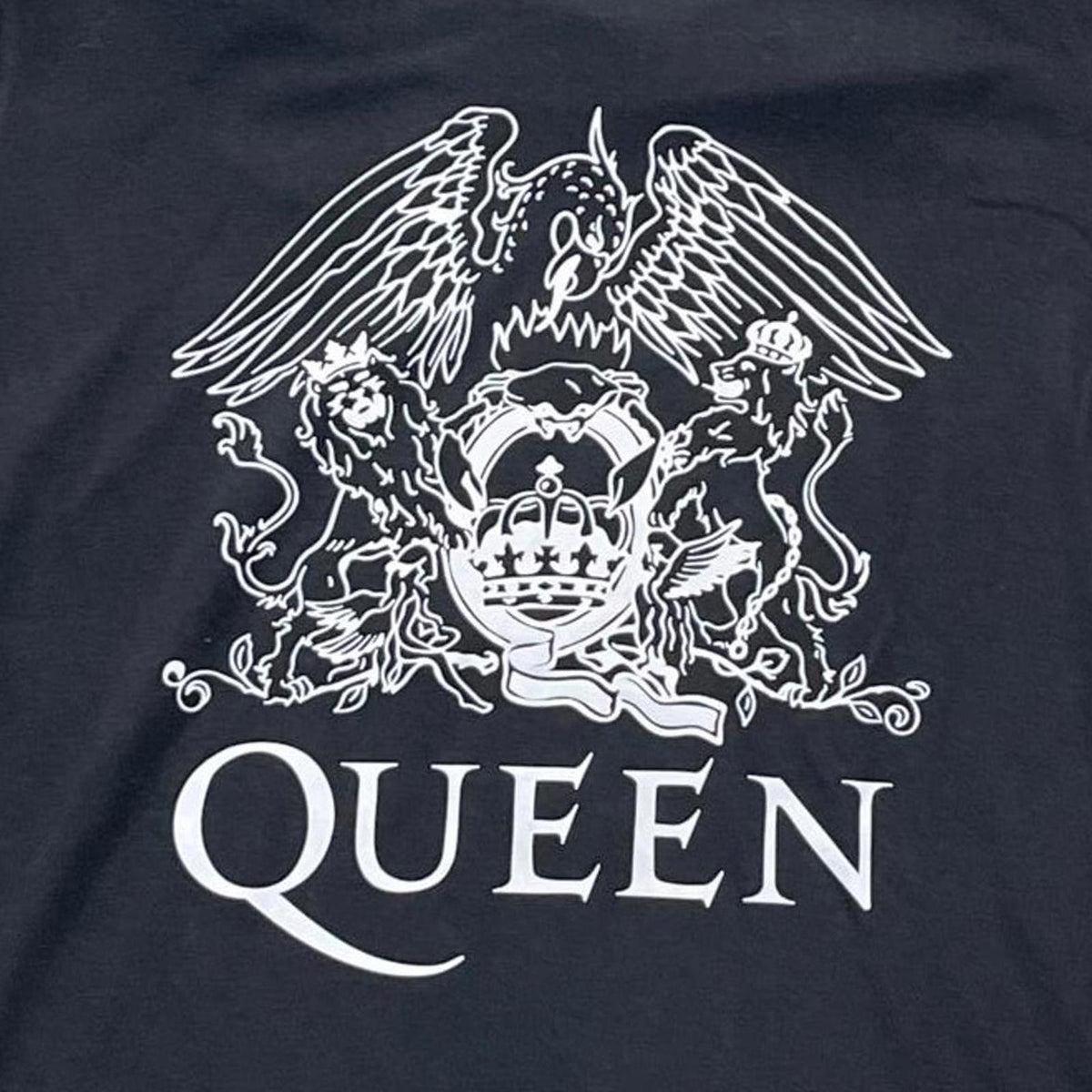 Queen Preowned Small T-shirt