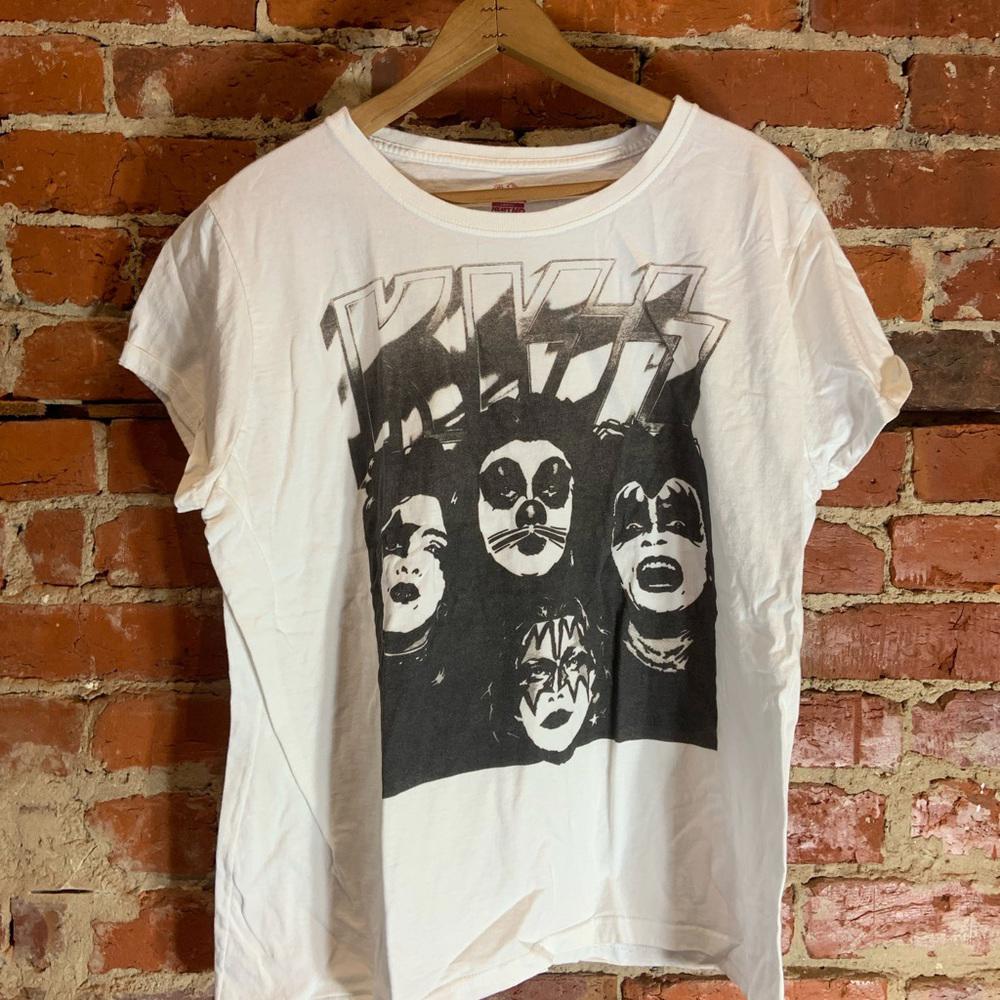 Kiss ladies 3xlarge white graphic preowned T-shirt