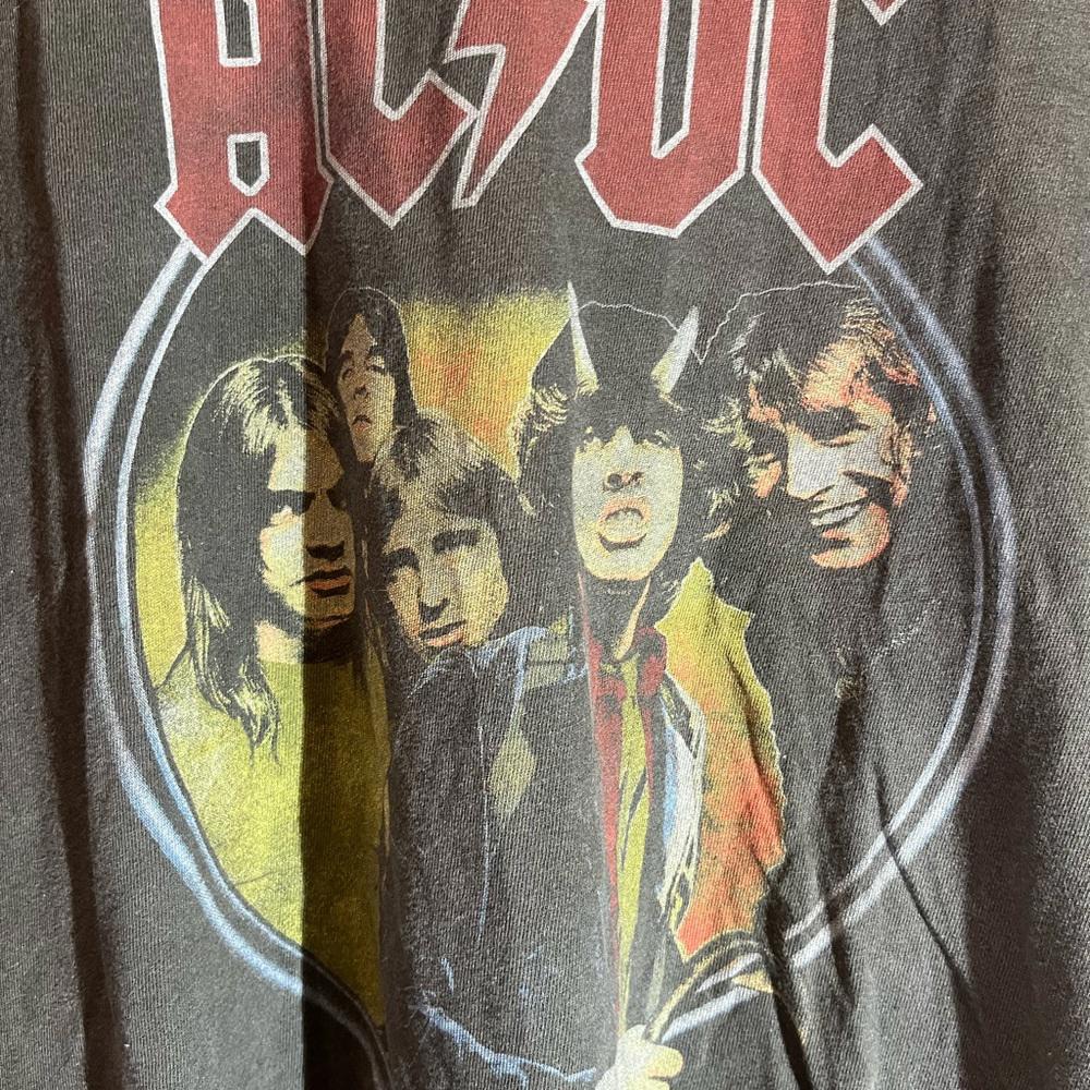 Acdc medium black graphic vintage preowned tshirt