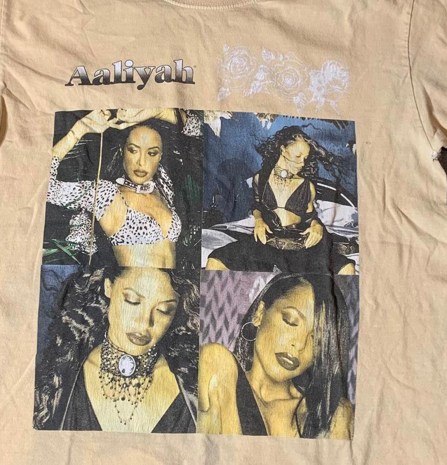 Aaliyah Preowned Medium T-shirt