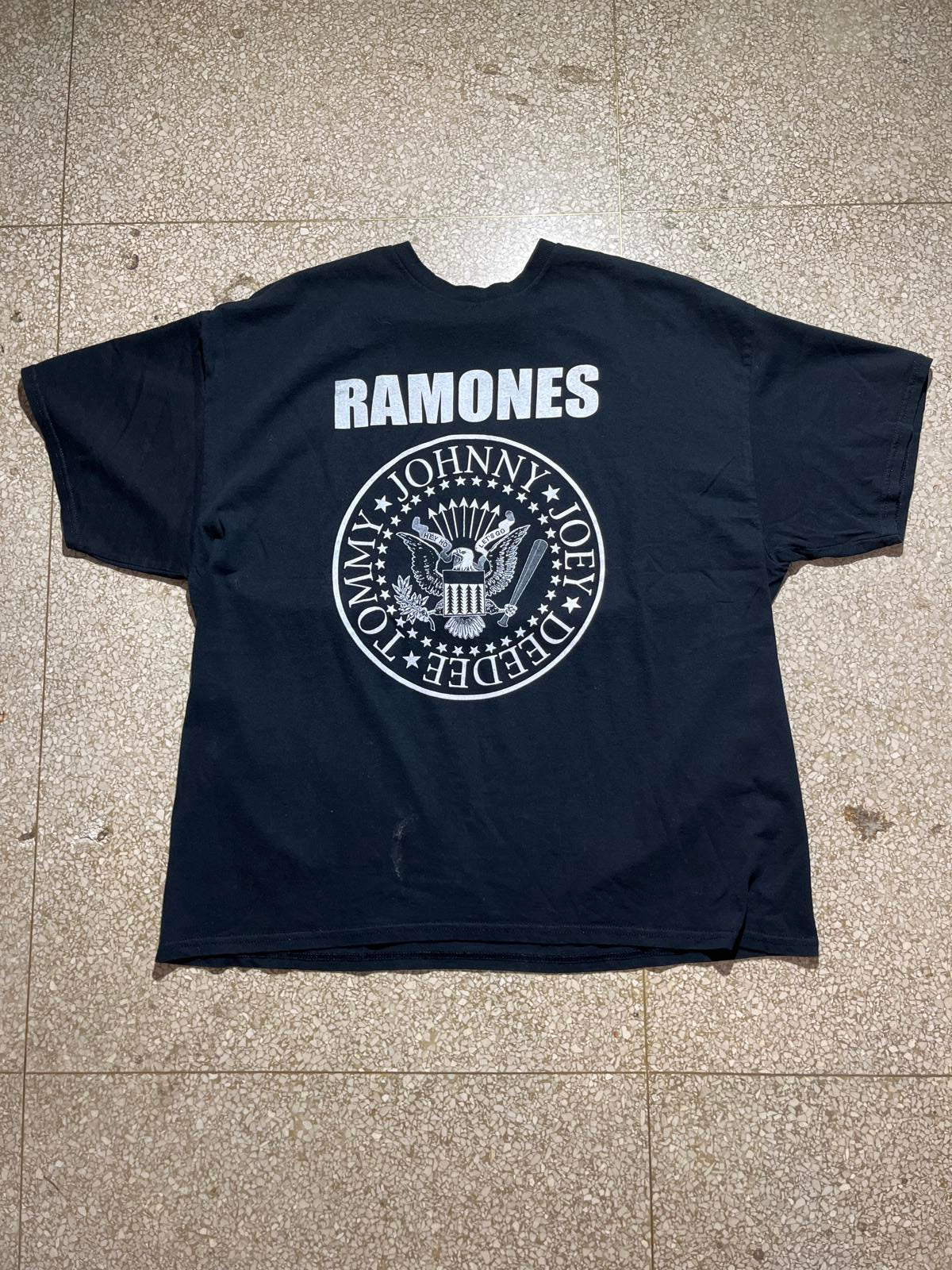 Ramones PreOwned 2XL Band tshirt