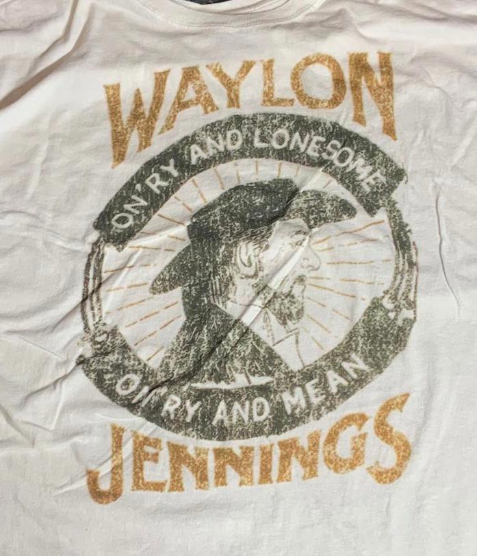 Waylon Jennings PreOwned XL White Shirt