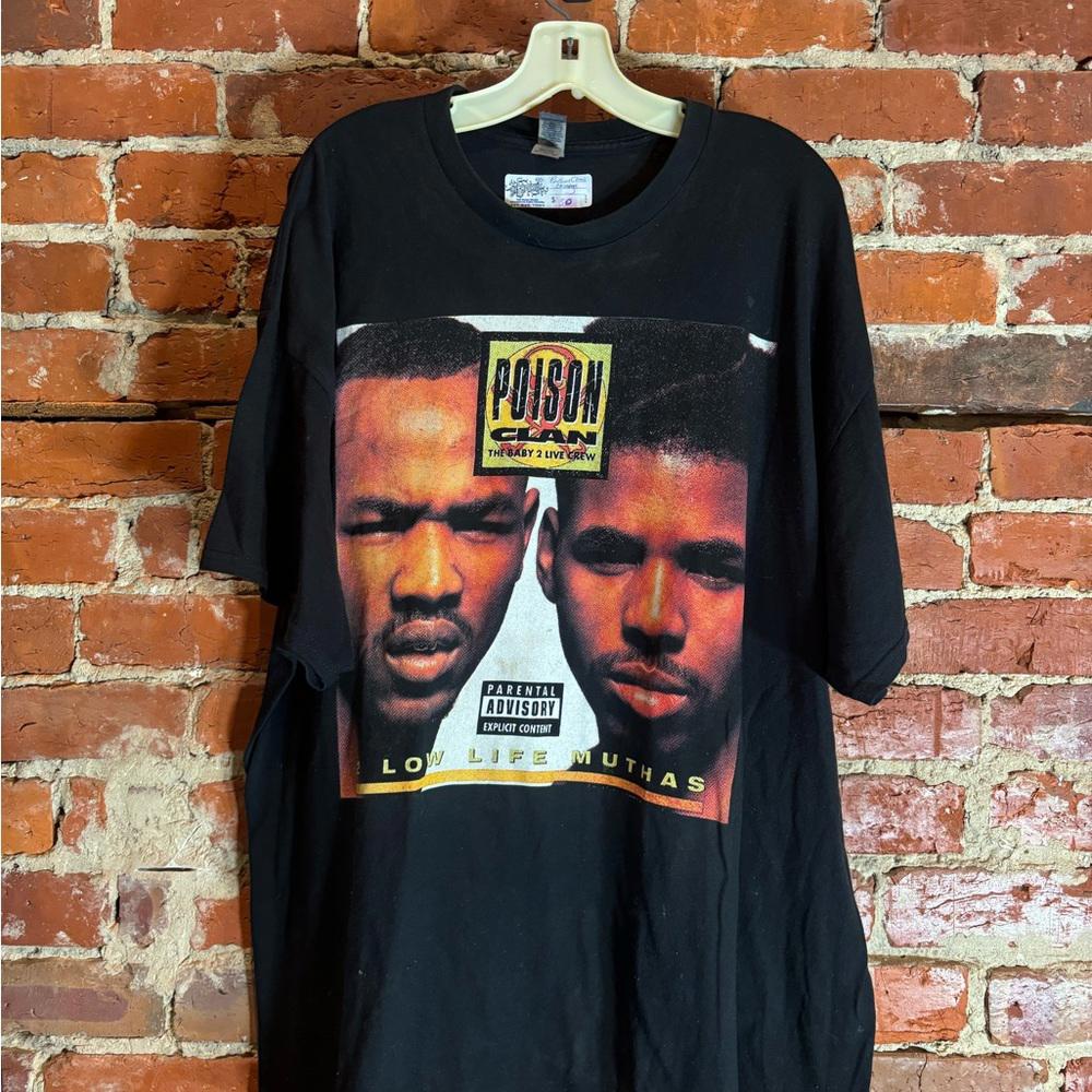 Poison clan 2xlarge black graphic vintage preowned tshirt