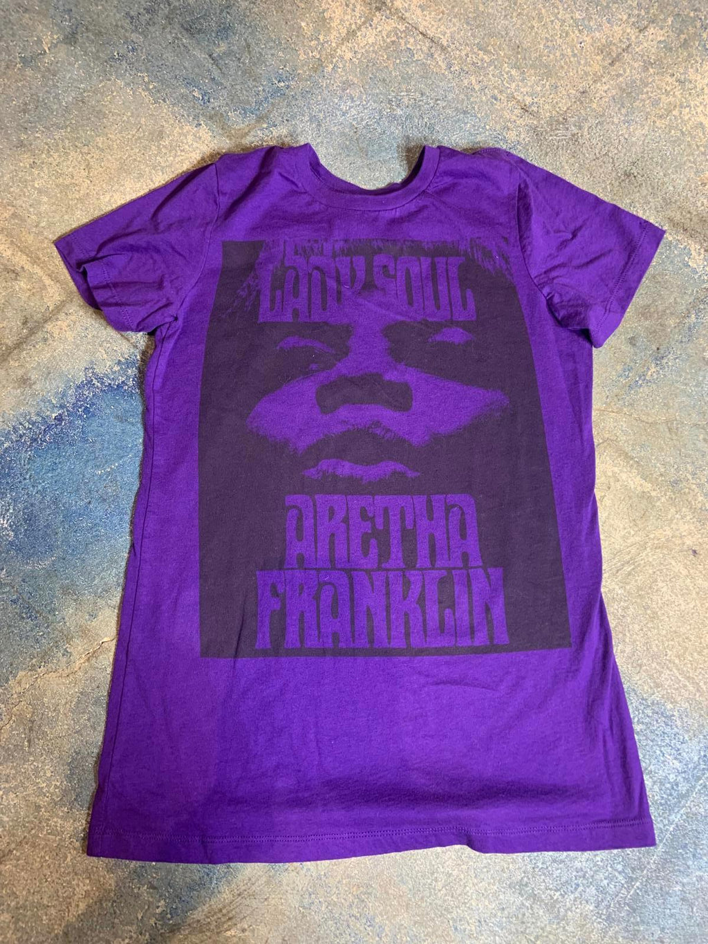 Aretha Franklin PreOwned XL Purple Shirt