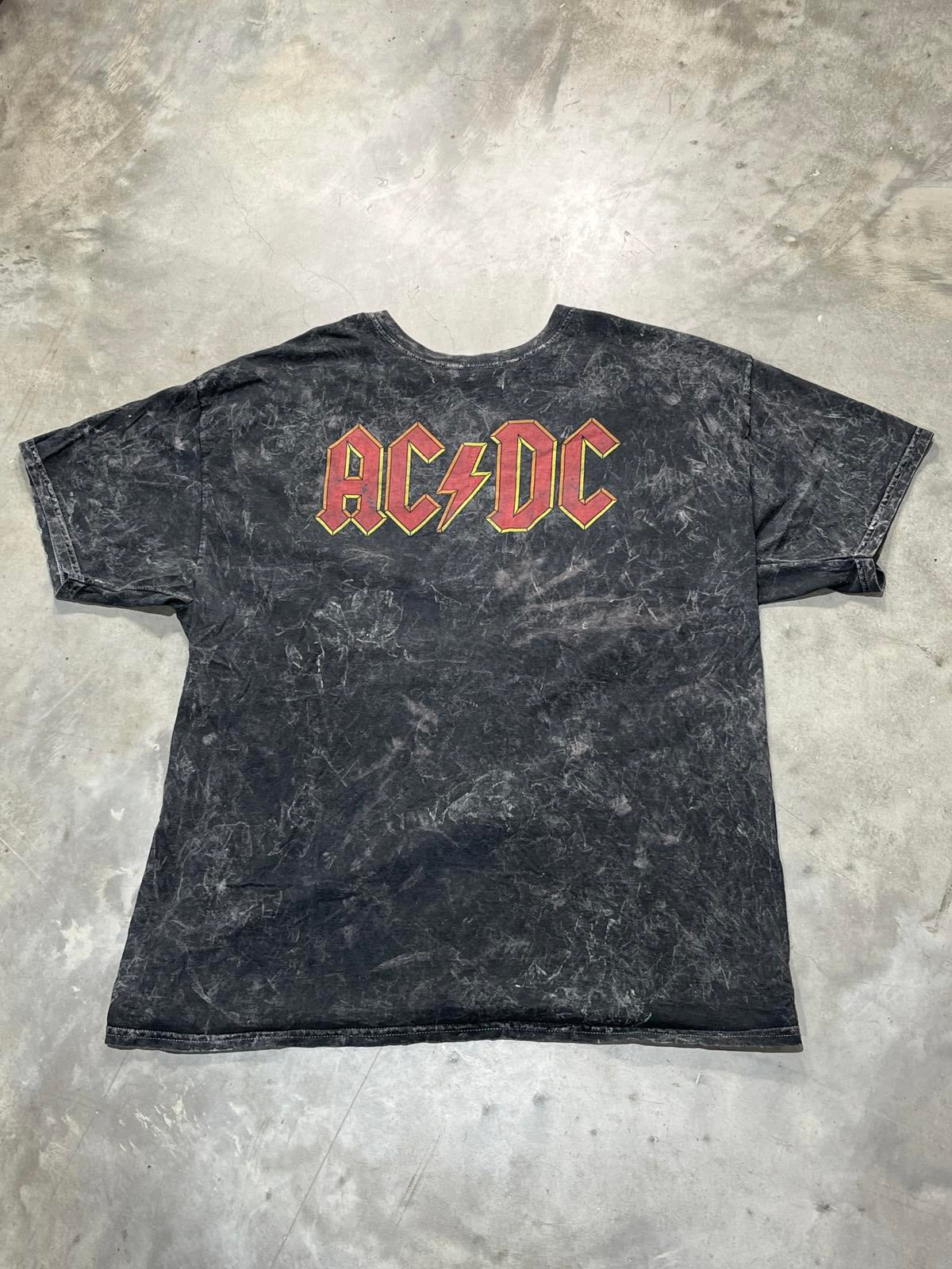 ACDC Preowned Large Tie Dye T-shirt