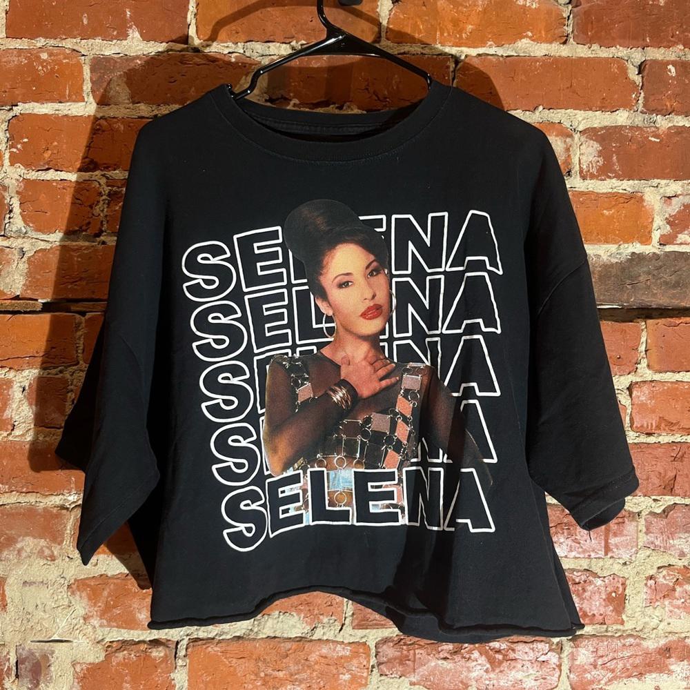 Selena 3xlarge black graphic vintage preowned tshirt