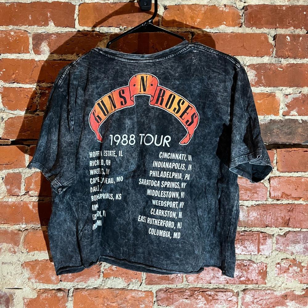 Guns & roses xlarge grey graphic vintage preowned crop top