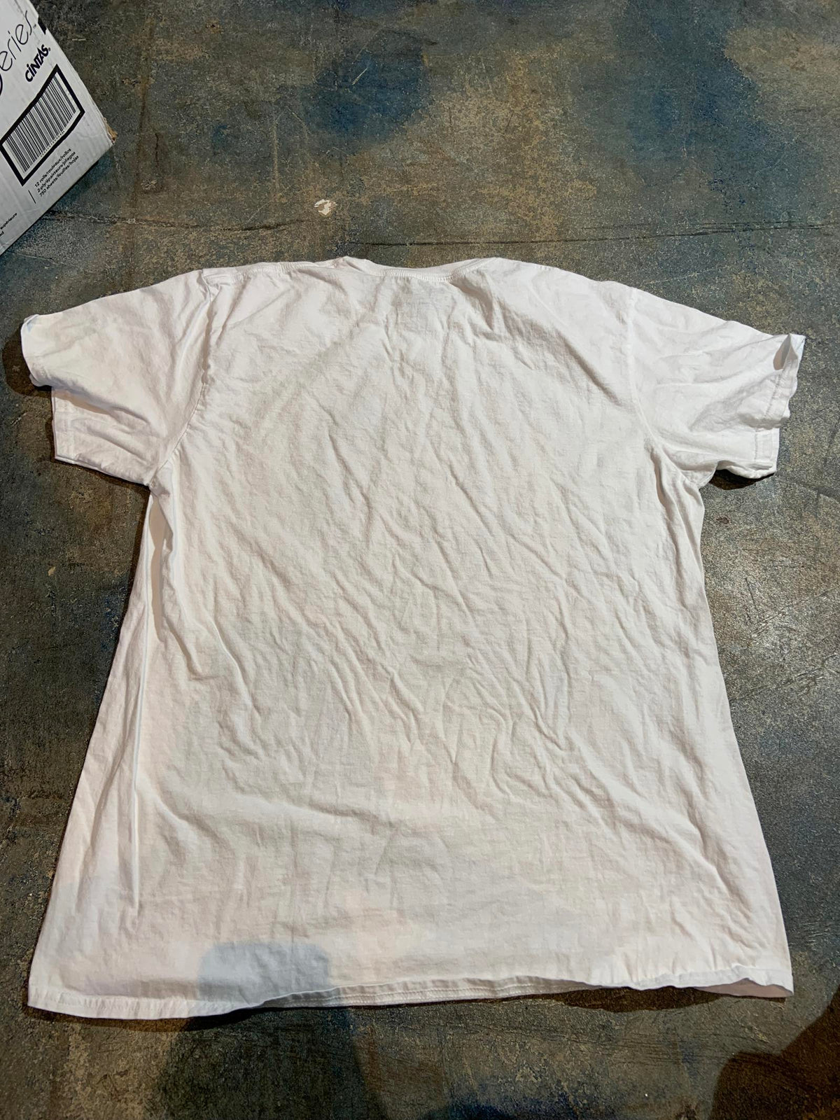 Hole PreOwned XLarge Band TShirt