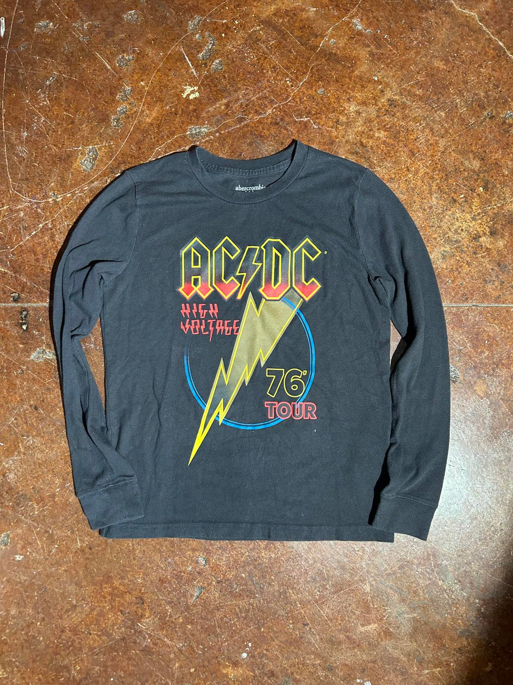 AC/DC ’76 tour preowned long sleeve