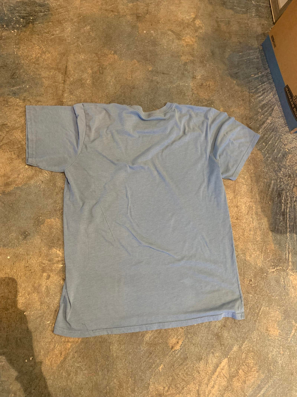 Queens of The Stone Age XLarge graphic preowned T-shirt