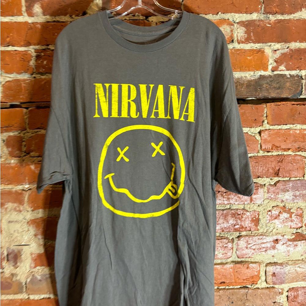 Nirvana 2xlarge grey graphic vintage preowned tshirt