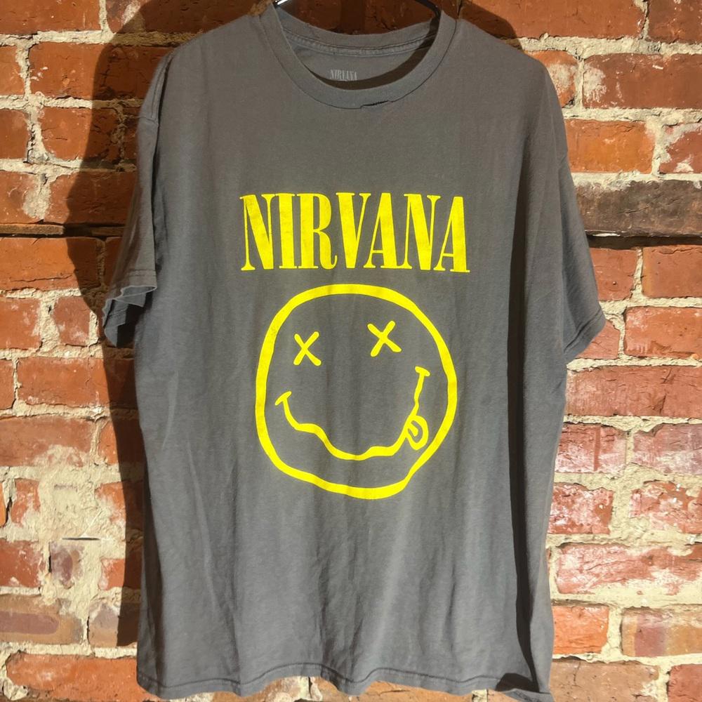 Nirvana xlarge grey graphic vintage preowned tshirt