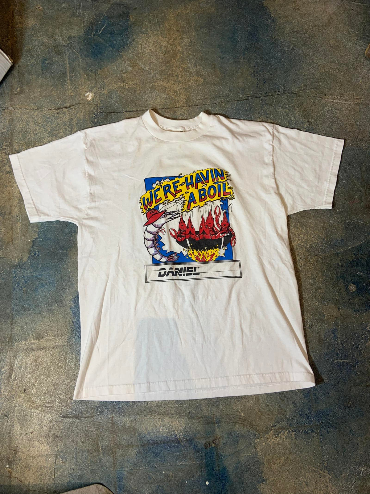 Crawfish Boil PreOwned XL Funny Tshirt
