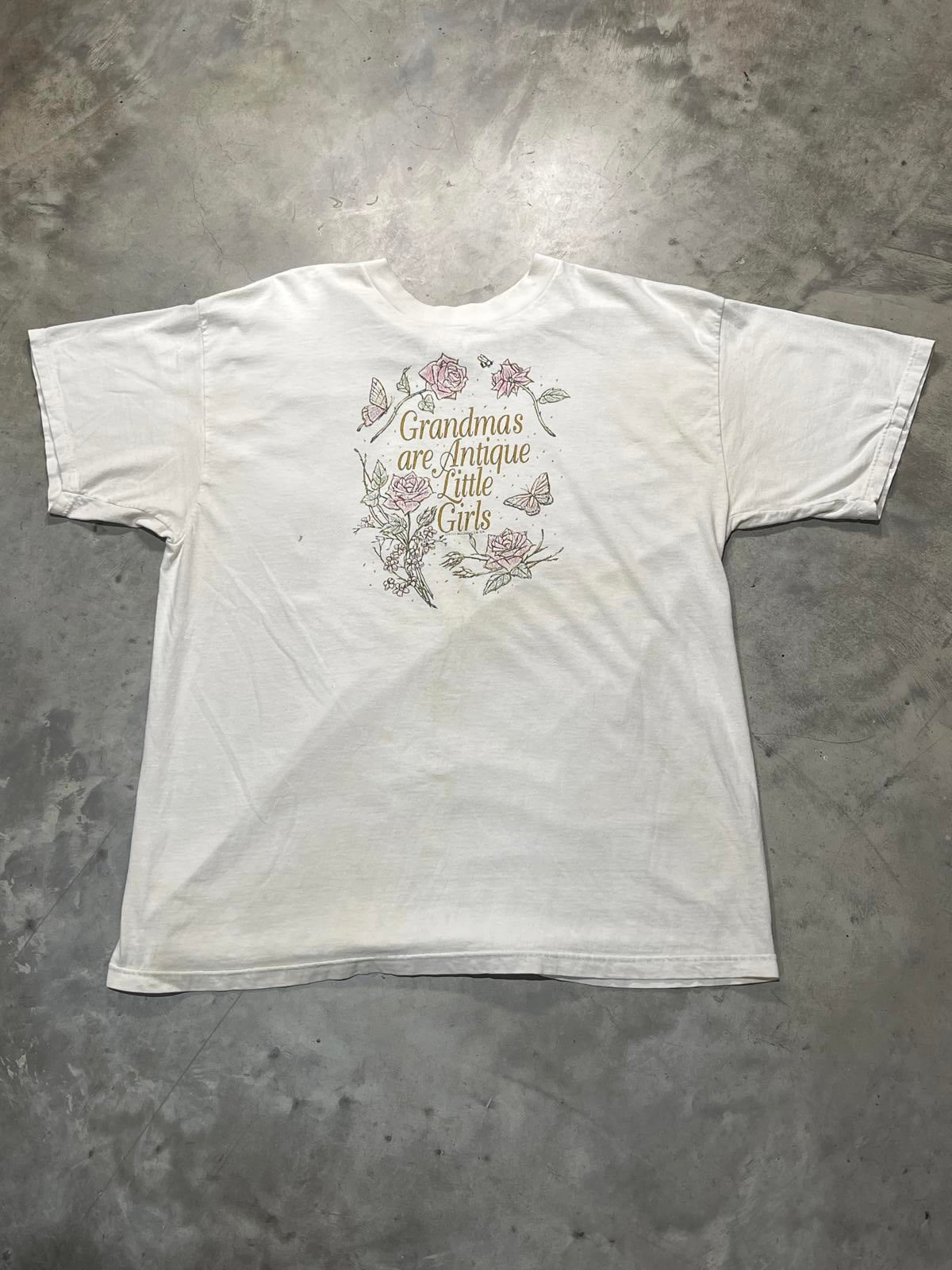 Grandmas Are Antique Preowned XL T-shirt