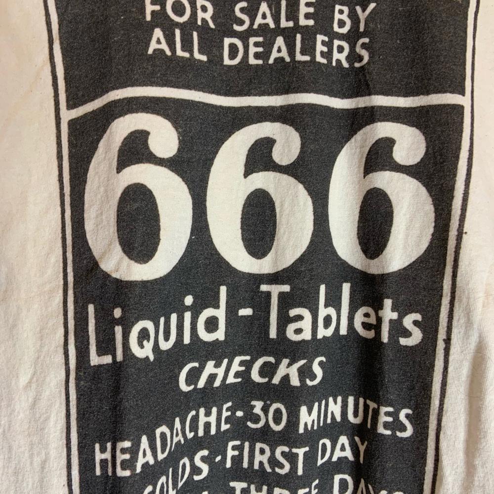 666 youth large beige graphic preowned T-shirt