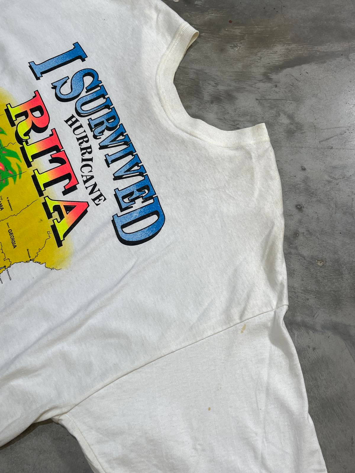 I Survived Hurricane Rita Preowned XL T-shirt