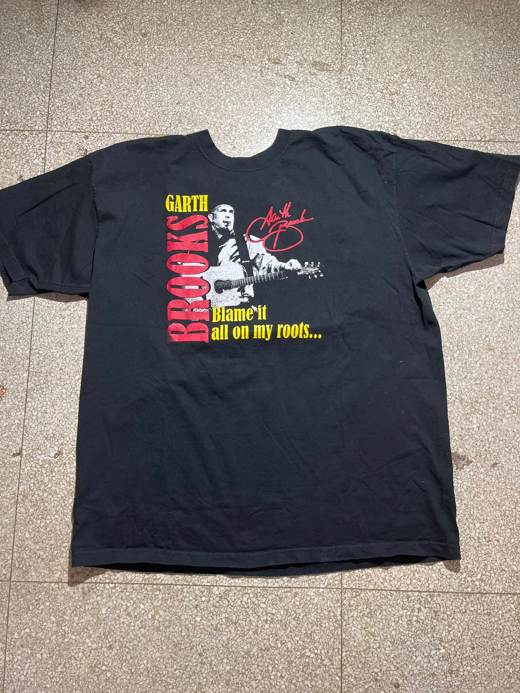 Garth Brooks preowned 3XLarge Band T-shirt