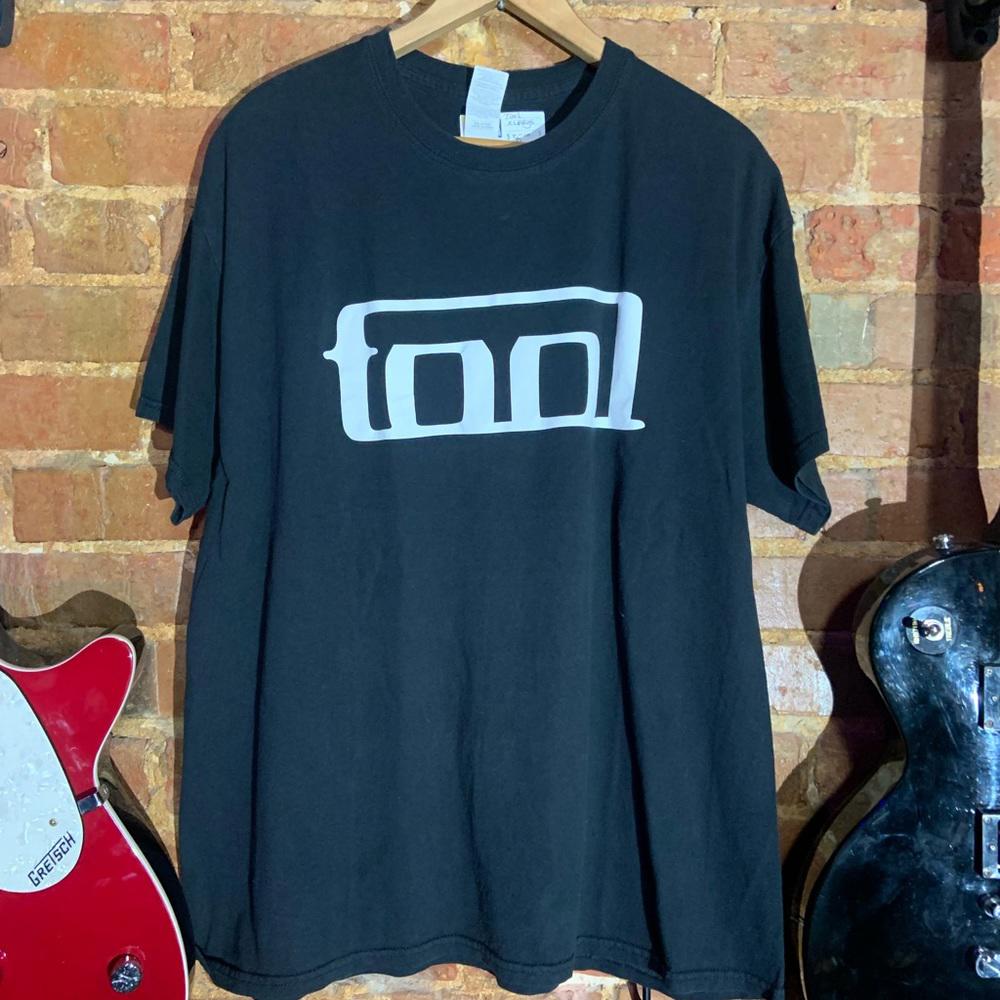 Tool Xlarge black graphic vintage T-shirt