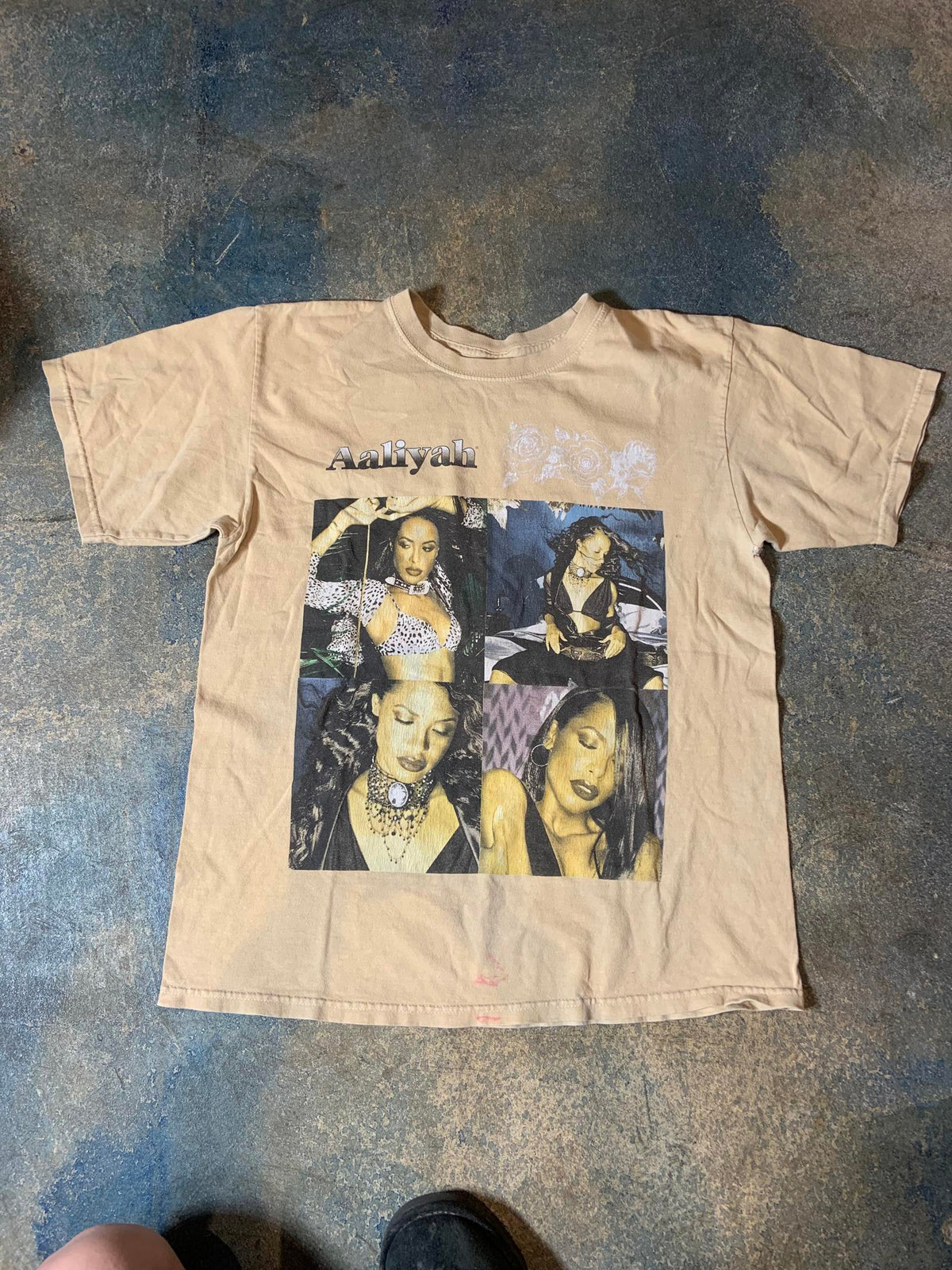 Aaliyah Preowned Medium T-shirt