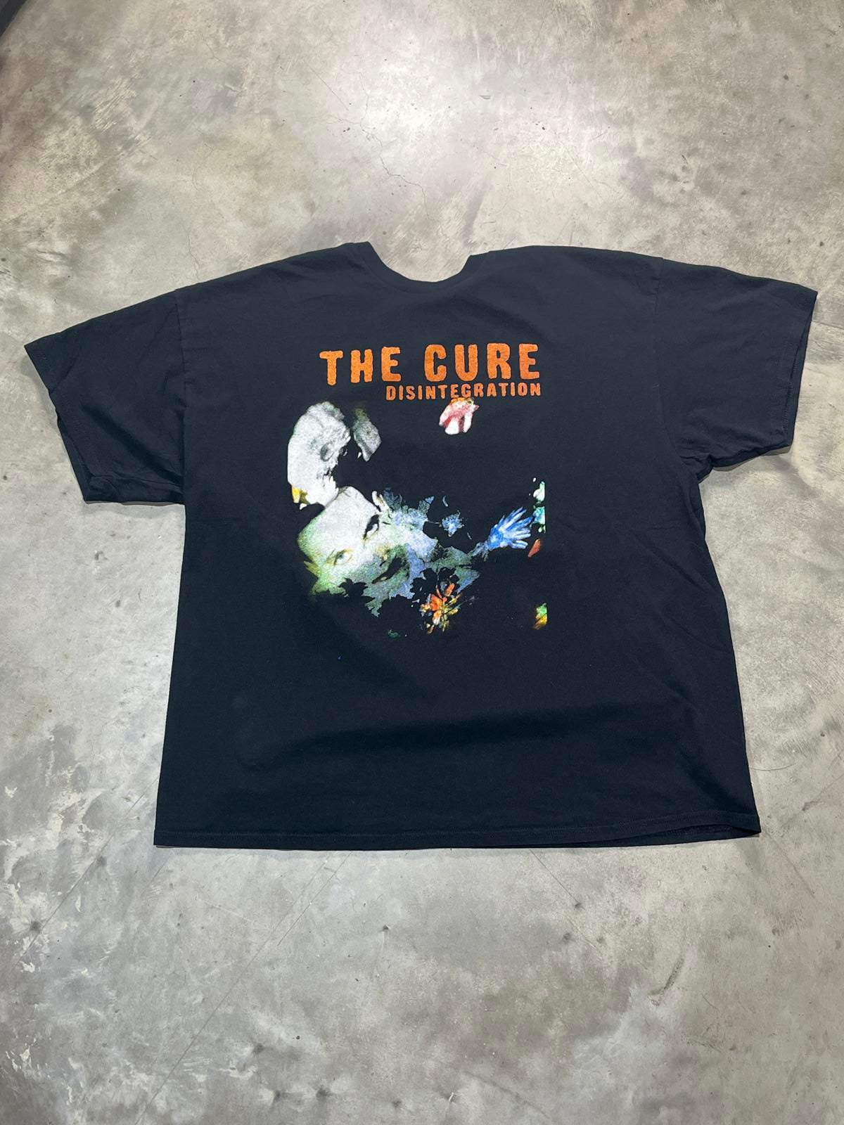 The Cure Preowned XL T-shirt