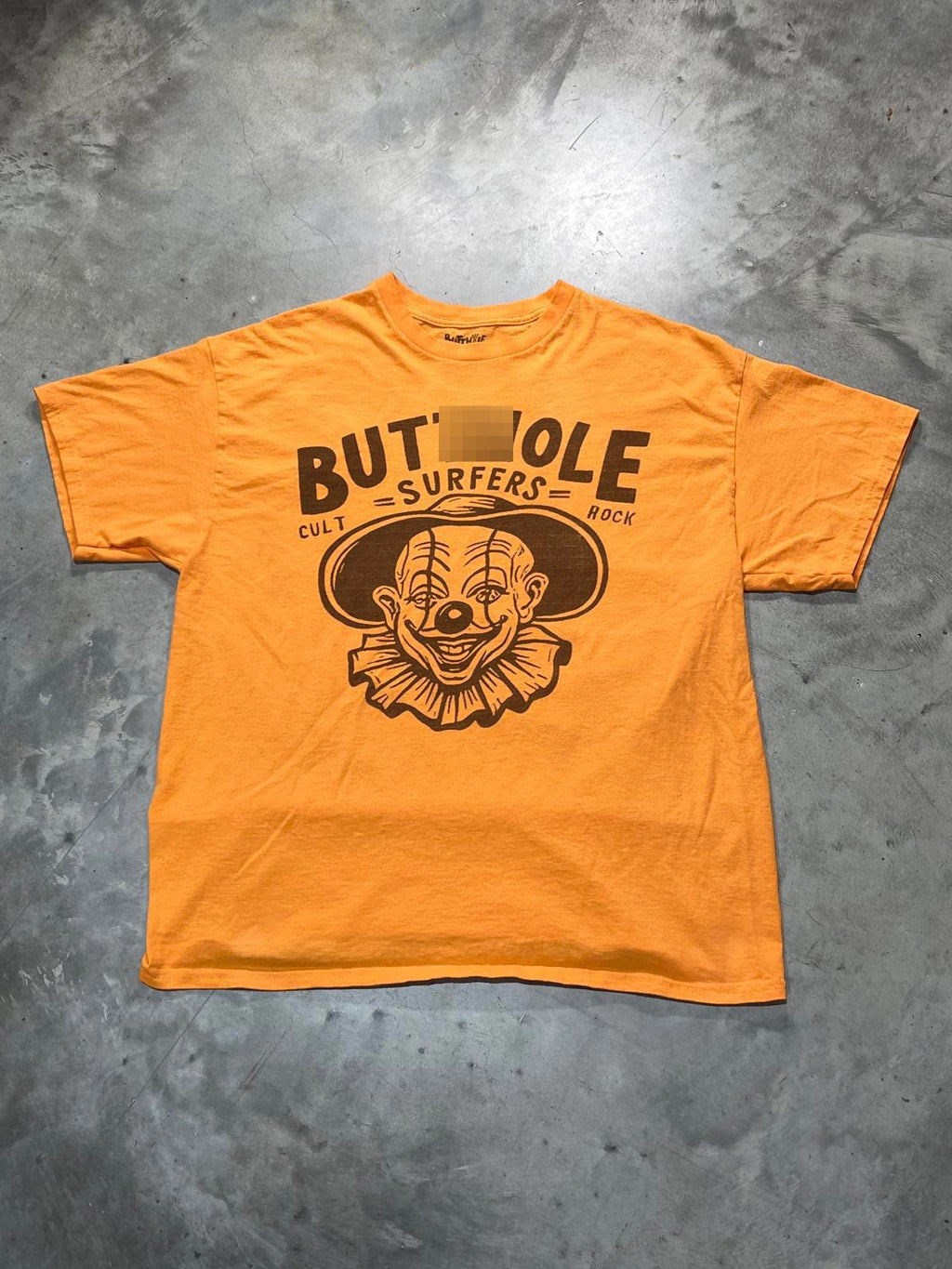 But**ole Surfers Preowned XL T-shirt