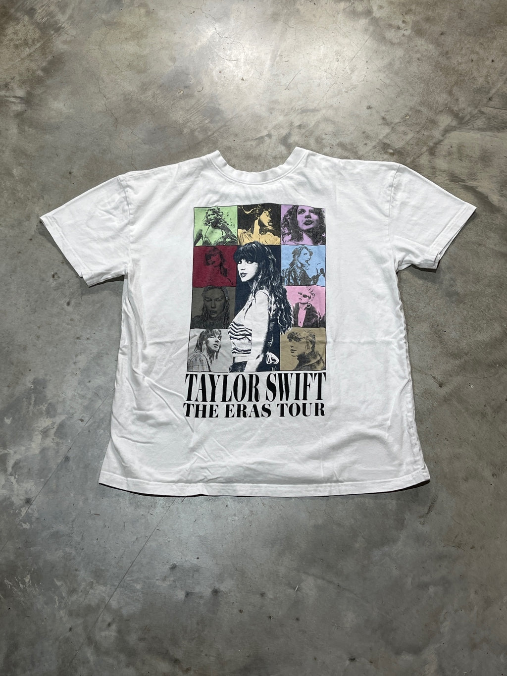 Taylor Swift Preowned Small T-shirt