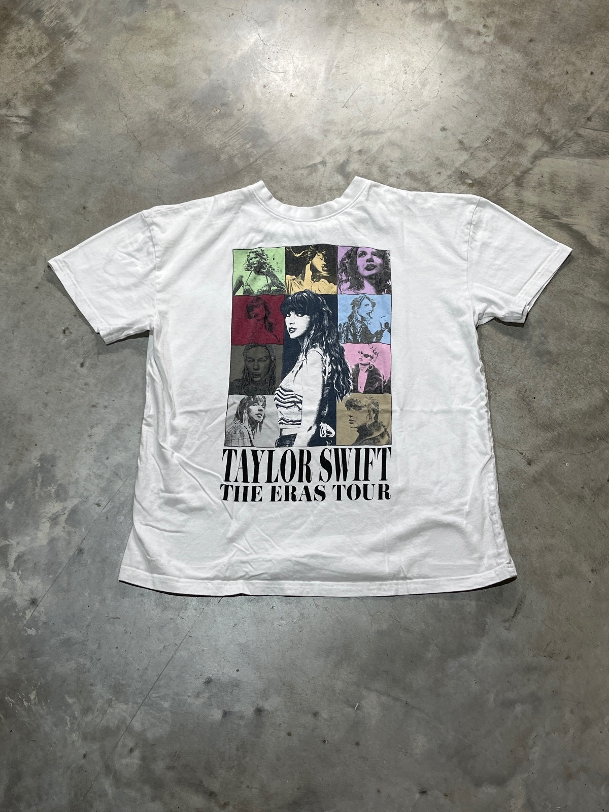 Taylor Swift Preowned Small T-shirt
