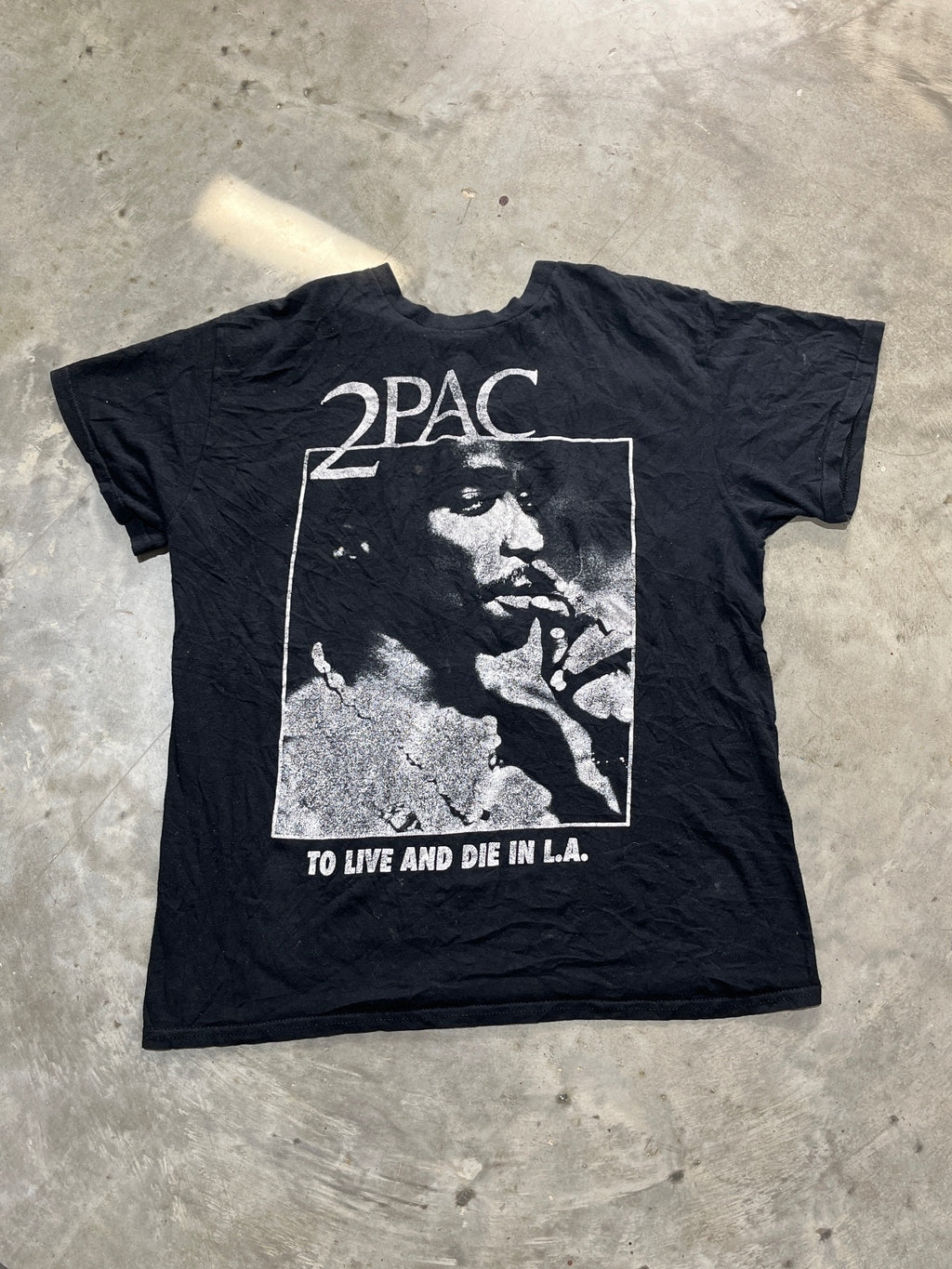 Tupac Preowned Medium T-shirt
