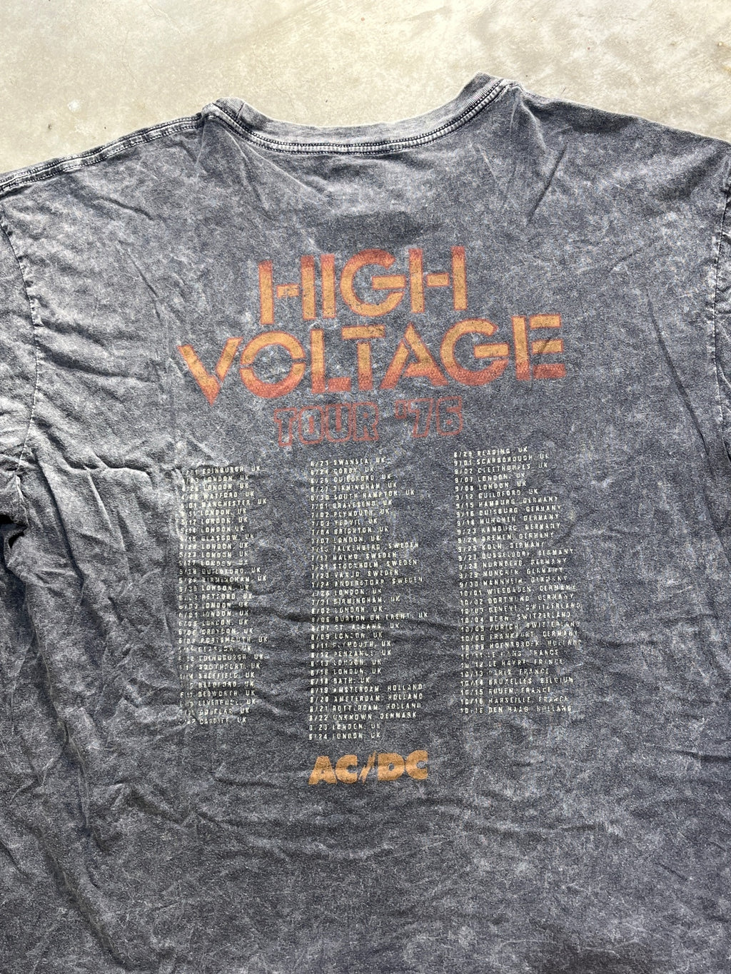 ACDC Preowned XL T-shirt