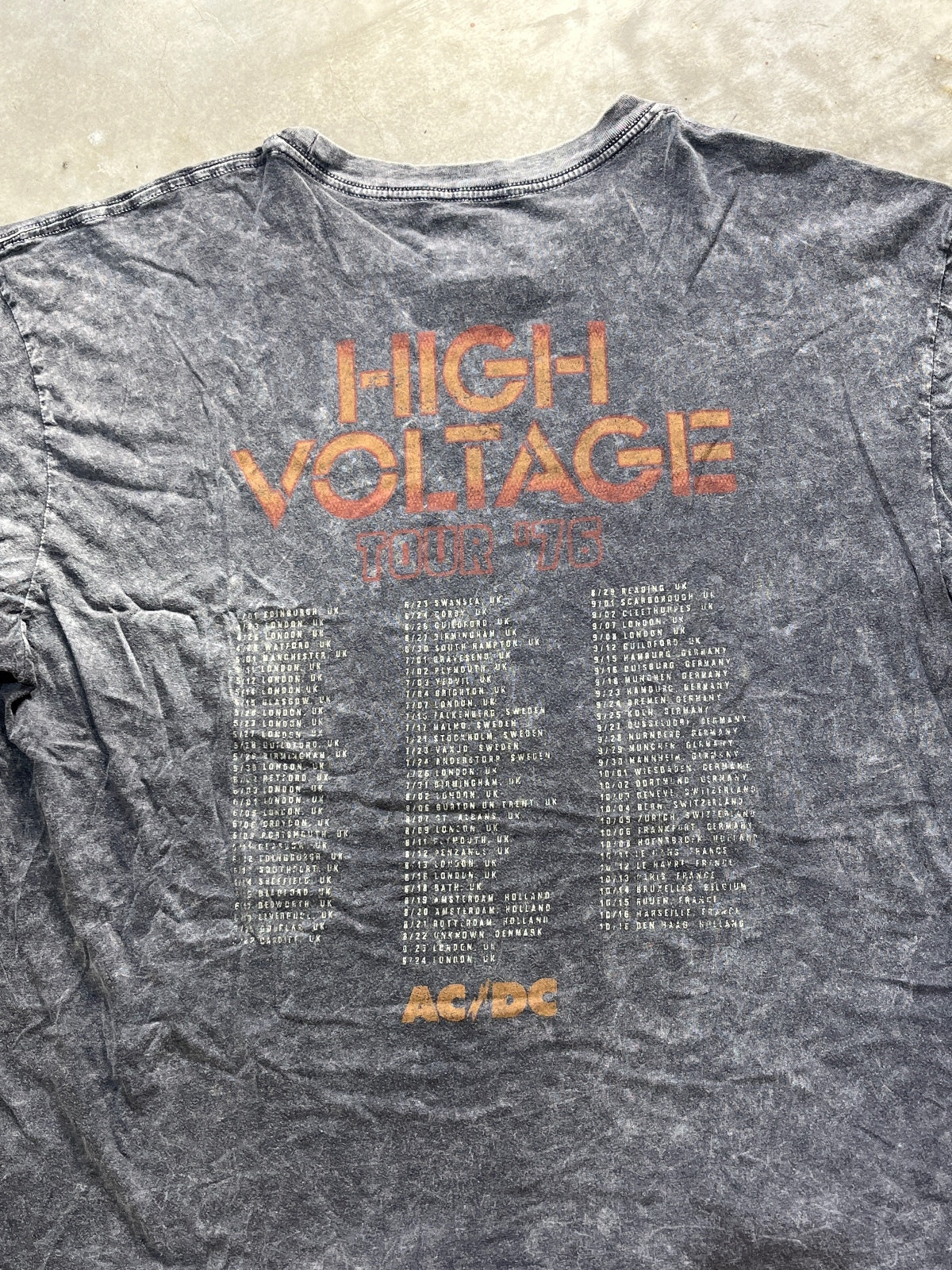 ACDC Preowned XL T-shirt