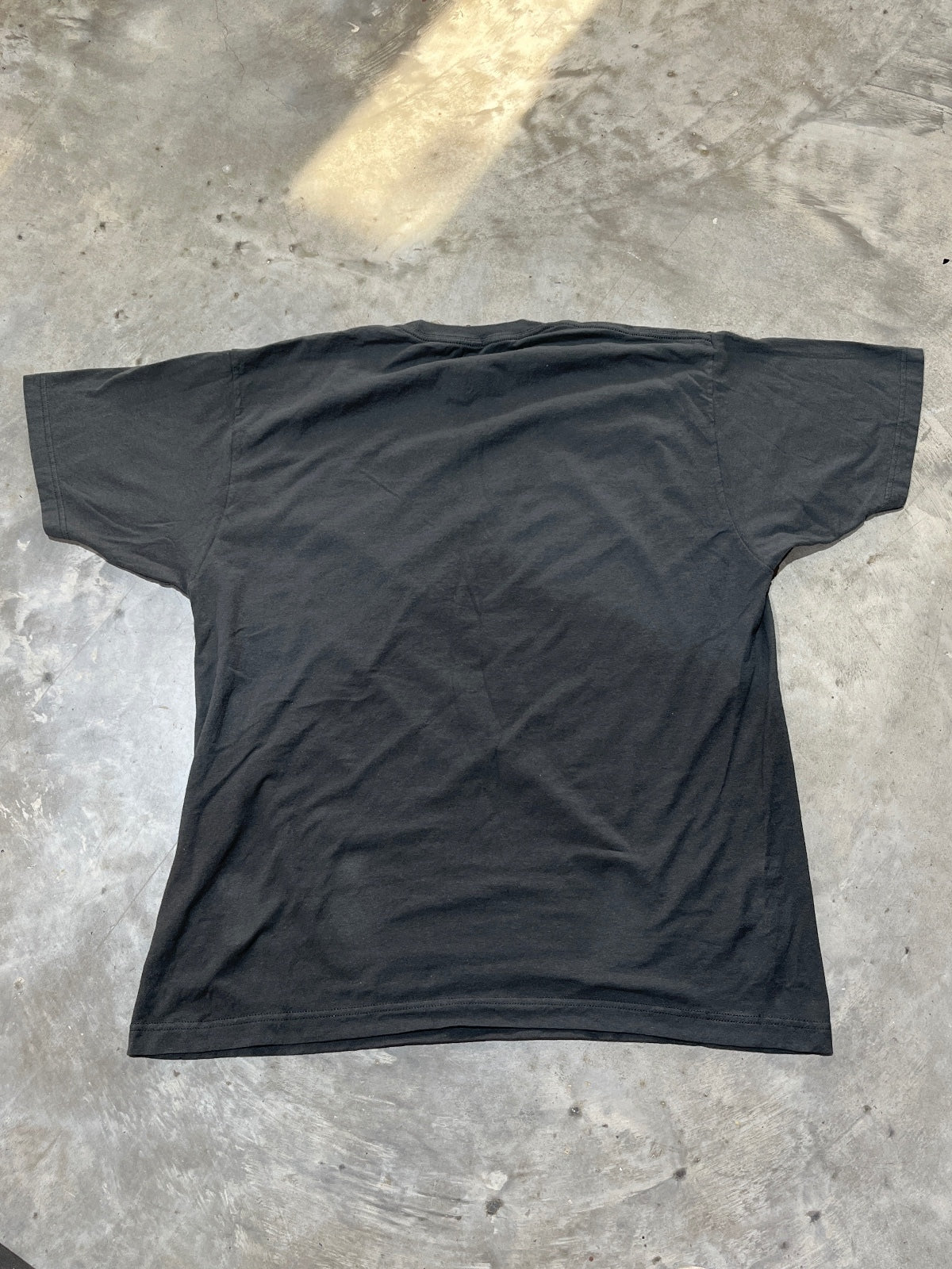 Red Hot Chili Peppers Preowned XL T-shirt