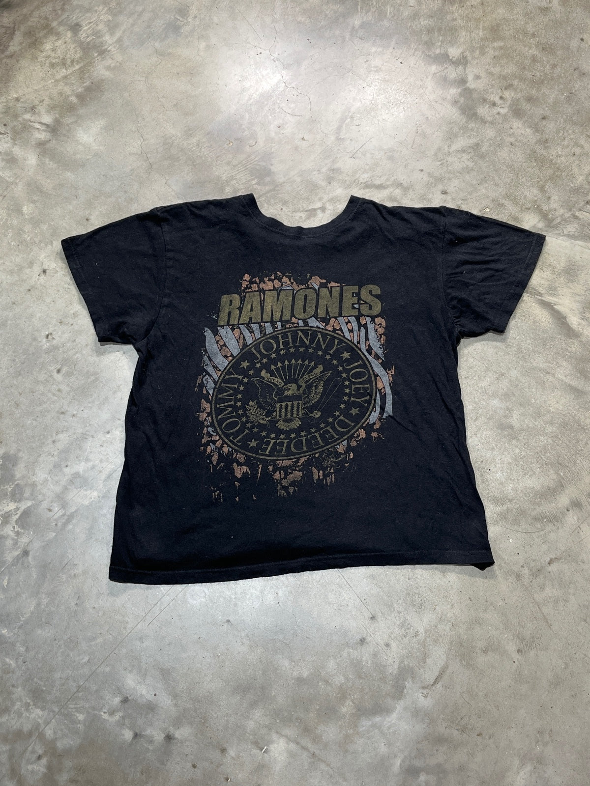 Ramones Preowned Large T-shirt