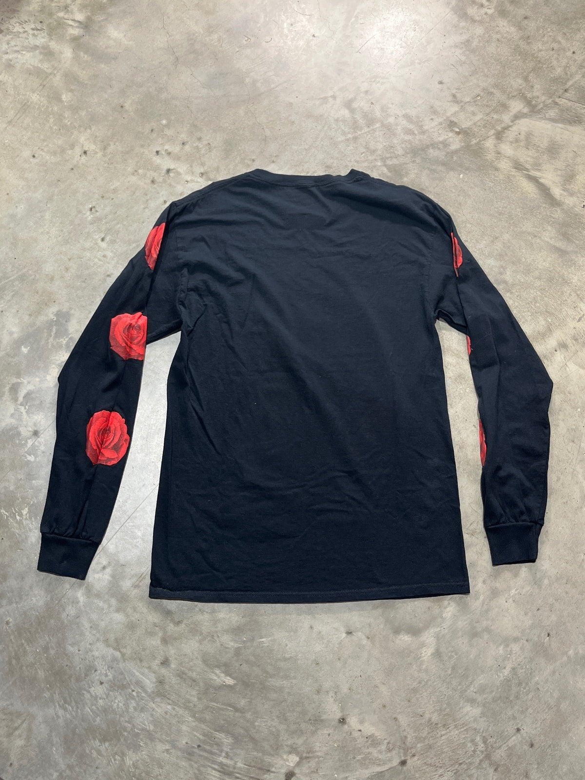 Selena Preowned Medium Long Sleeve T-shirt