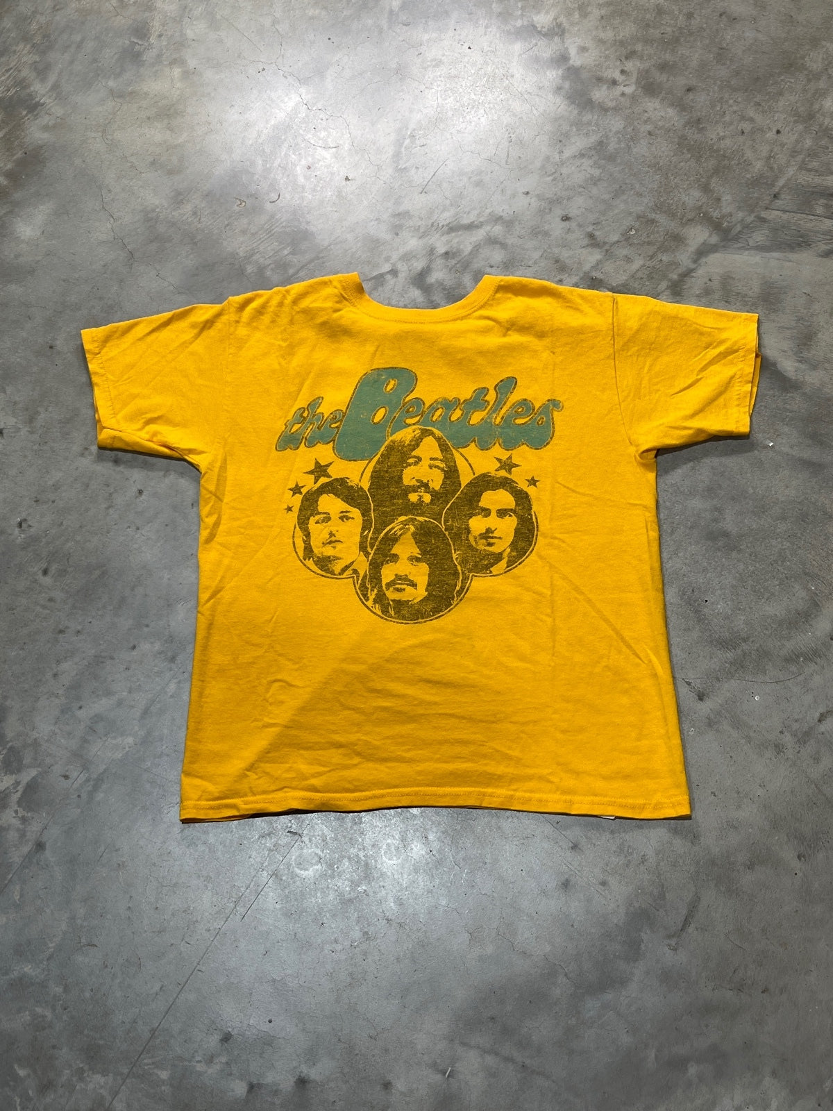 The Beatles Preowned Small T-shirt