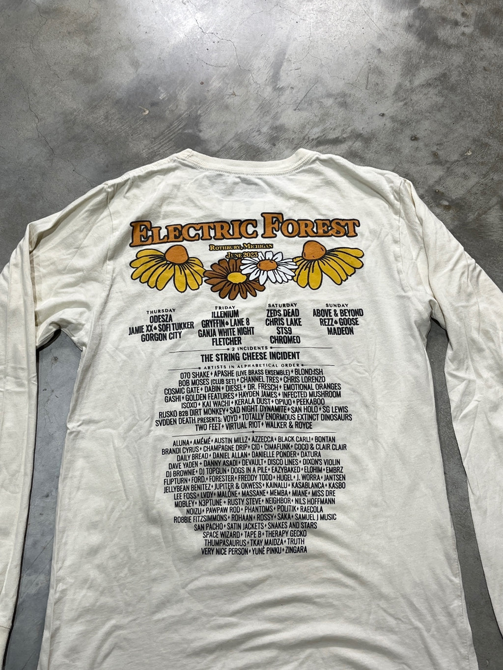 Electric Forest Preowned Medium Long Sleeve T-shirt